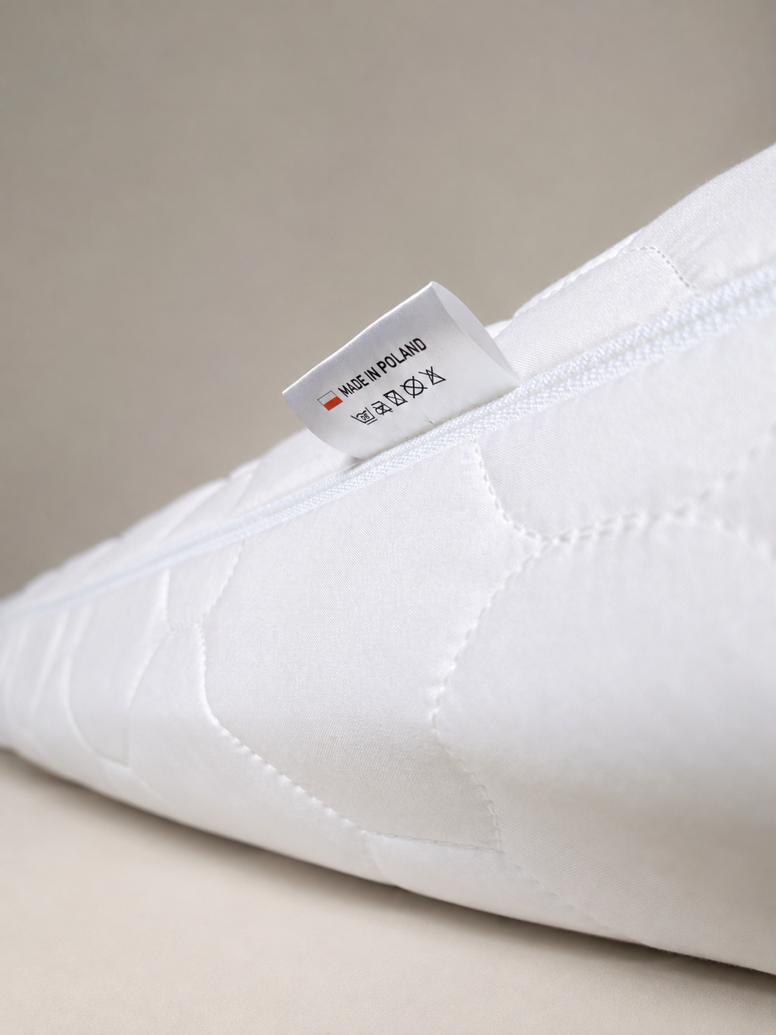 Metka Made in Poland na pokrowcu materaca PROTECH
